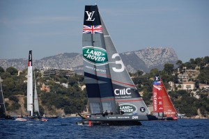 land-rover-bar-sail-in-toulon-americas-cup-world-series_lloyd-images