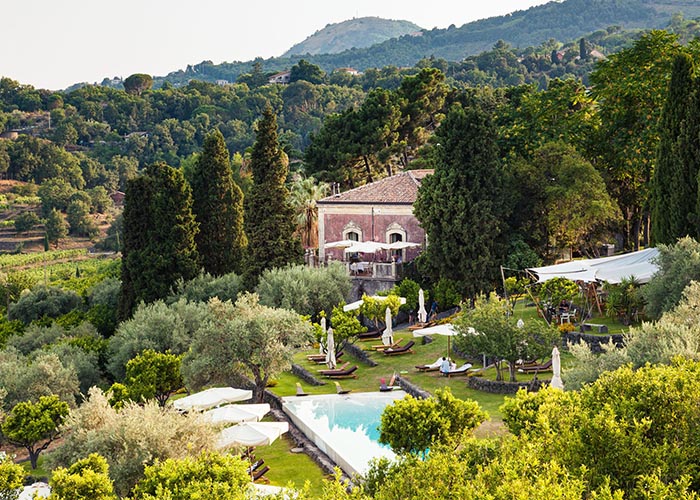 LBH Monaci delle Terre Nere in Sicilia