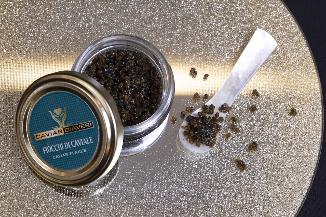 FIOCCHI DI CAVIALE: CAVIAR GIAVERI REINVENTA IL LUSSO A TAVOLA